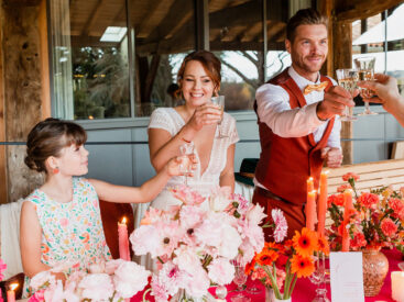 Décoration de mariage couleurs vives et colorées dans le Gers