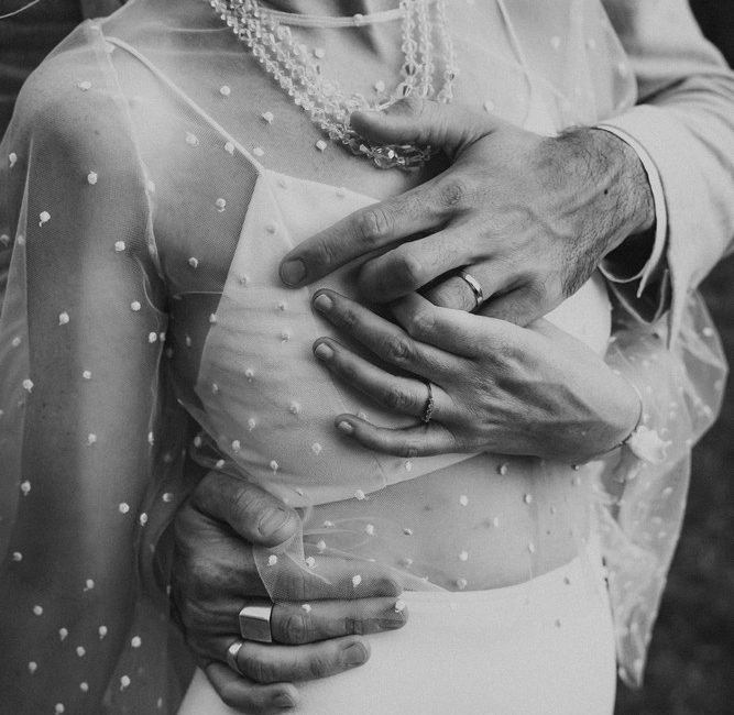 Mariage mixte et coloré dans un château de l'Aude, proche Ariège