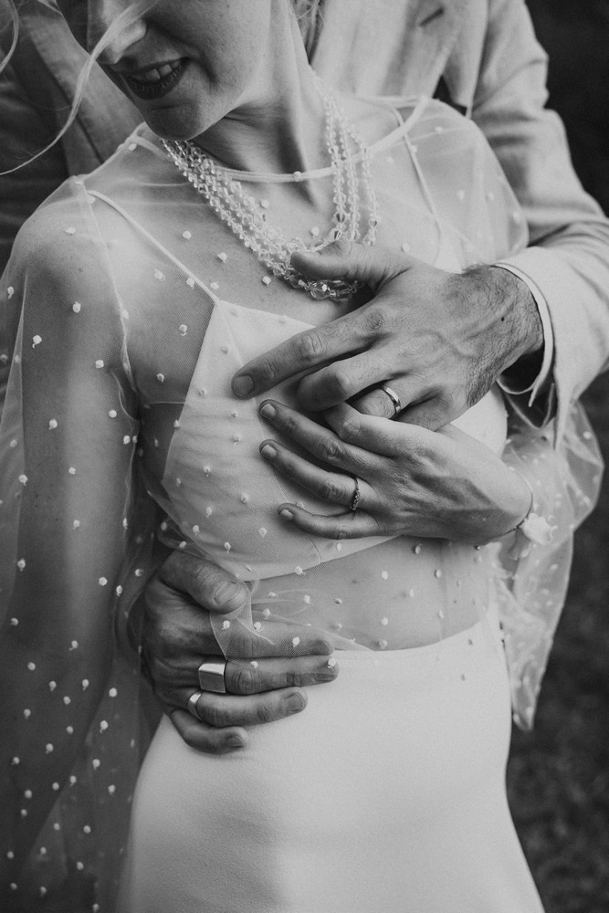 Mariage mixte et coloré dans un château de l'Aude, proche Ariège